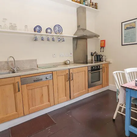 Апартаменты The Merchant's House